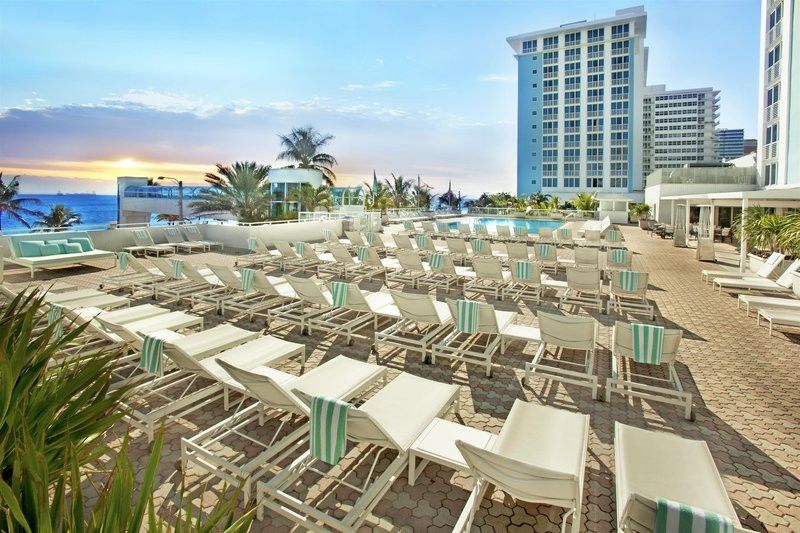 Sheraton Yankee Trader Pompano Beach Exterior photo